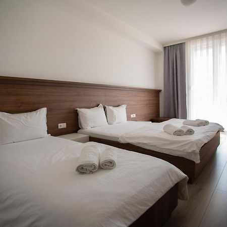 Hotel Dardani Titova Mitrovica Exteriör bild