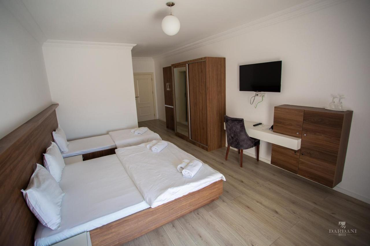 Hotel Dardani Titova Mitrovica Exteriör bild