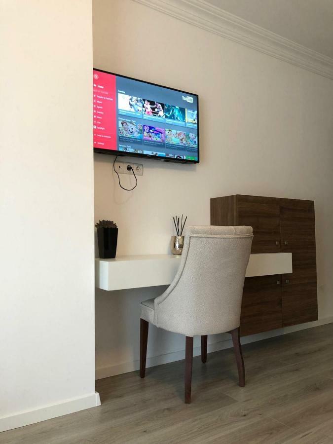 Hotel Dardani Titova Mitrovica Exteriör bild